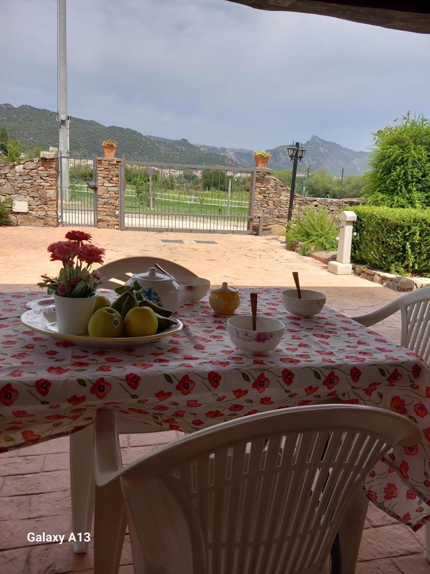 Casa Con Bella Vista Apartment Синискола Екстериор снимка