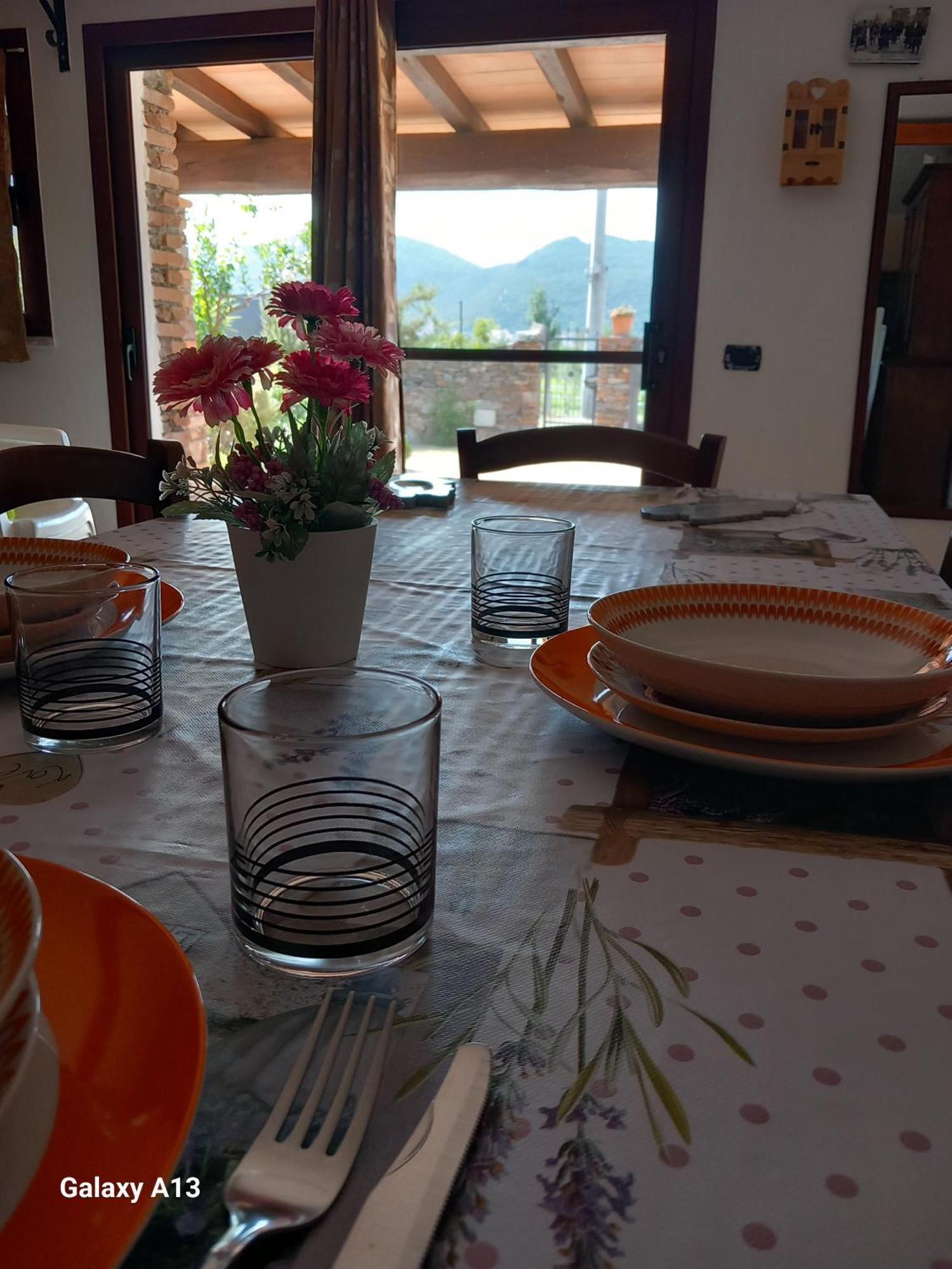 Casa Con Bella Vista Apartment Синискола Екстериор снимка